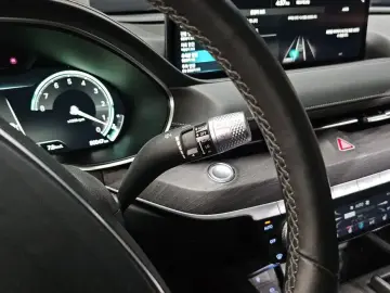 2023 Genesis G80 с пробегом 50 047 км