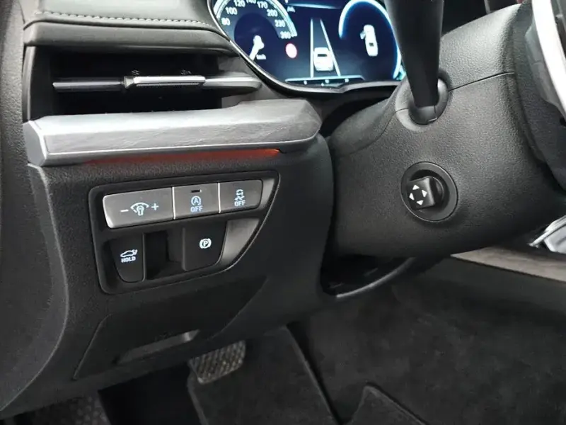 2023 Genesis G80 с пробегом 50 047 км