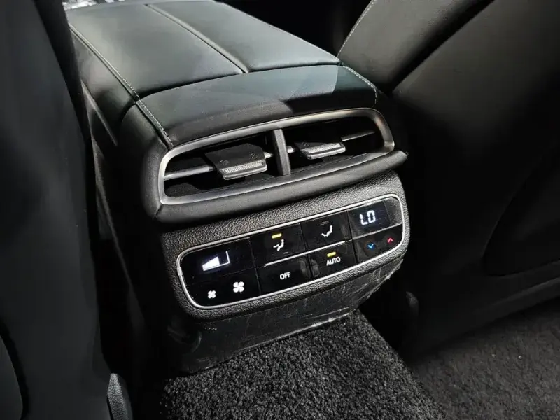 2023 Genesis G80 с пробегом 50 047 км