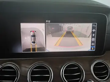 2020 Mercedes-Benz E-Класс с пробегом 222 341 км