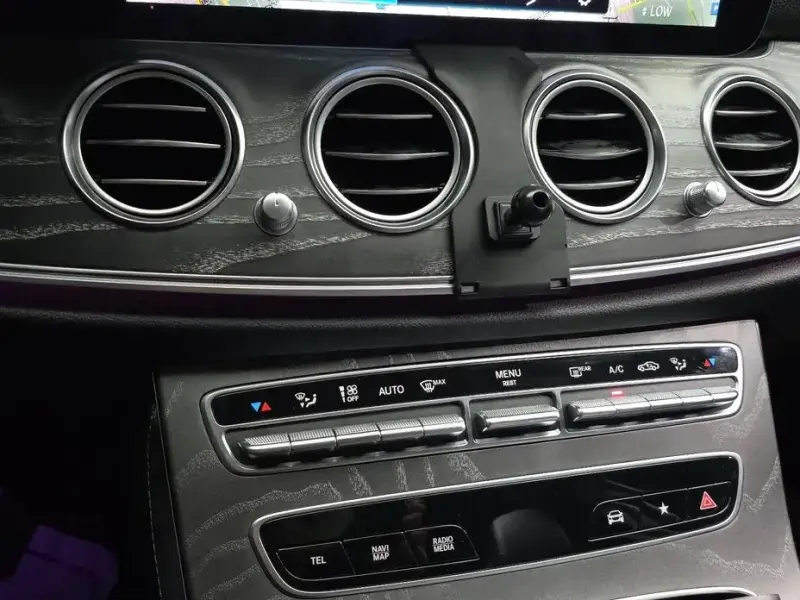 2020 Mercedes-Benz E-Класс с пробегом 73 269 км