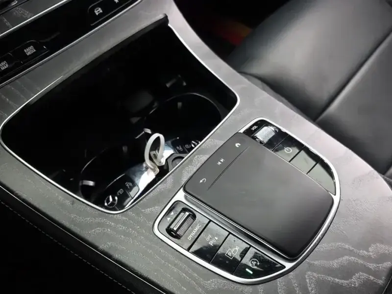 2020 Mercedes-Benz E-Класс с пробегом 73 269 км