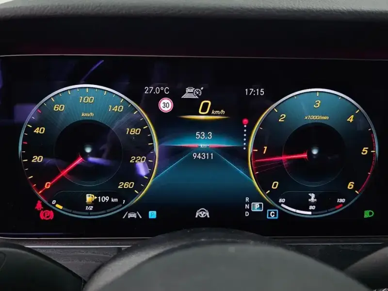 2020 Mercedes-Benz E-Класс с пробегом 94 311 км