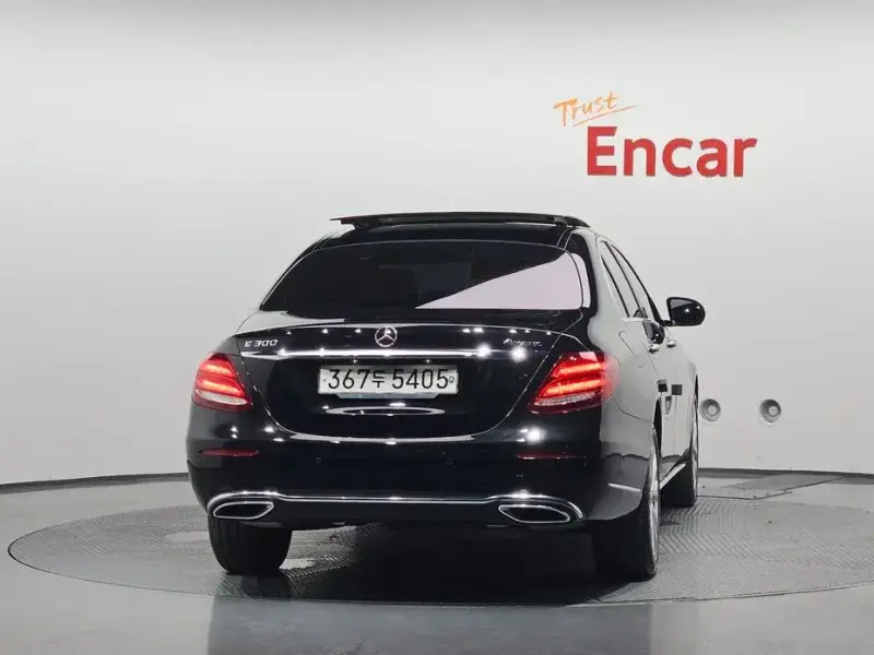 2020 Mercedes-Benz E-Класс с пробегом 14 452 км