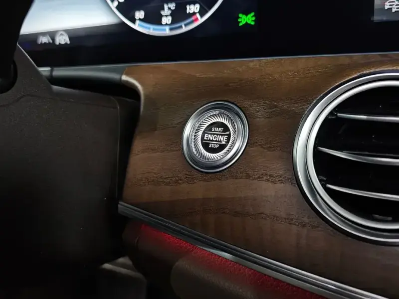 2020 Mercedes-Benz E-Класс с пробегом 14 452 км