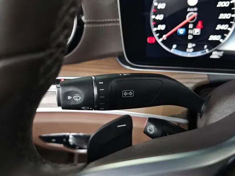 2020 Mercedes-Benz E-Класс с пробегом 14 452 км