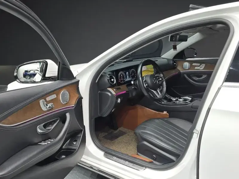 2019 Mercedes-Benz E-Класс с пробегом 76 255 км