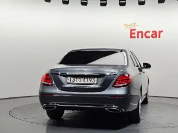 2020 Mercedes-Benz E-Класс с пробегом 154 404 км