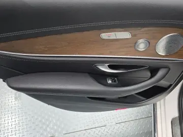 2019 Mercedes-Benz E-Класс с пробегом 76 255 км