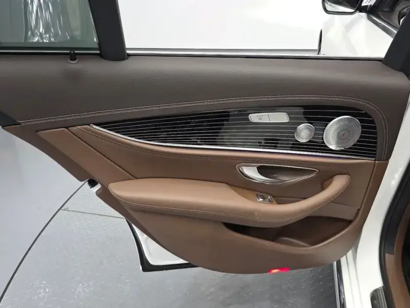 2020 Mercedes-Benz E-Класс с пробегом 78 406 км