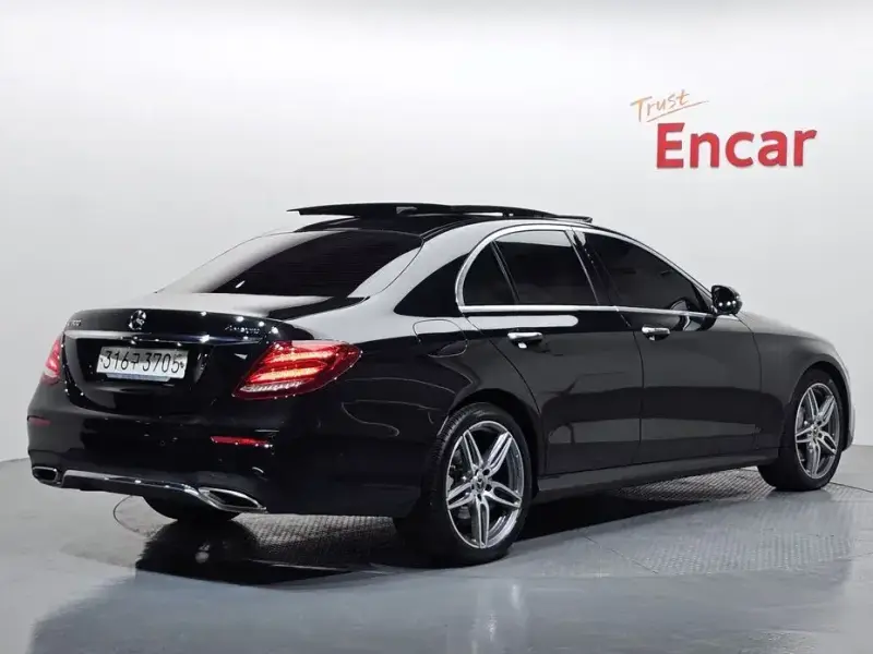 2020 Mercedes-Benz E-Класс с пробегом 16 653 км