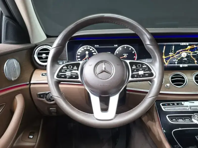 2019 Mercedes-Benz E-Класс с пробегом 83 604 км