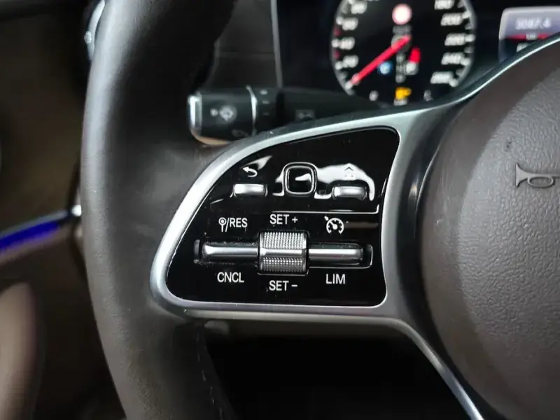 2019 Mercedes-Benz E-Класс с пробегом 83 604 км