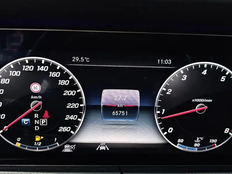 2020 Mercedes-Benz E-Класс с пробегом 65 751 км