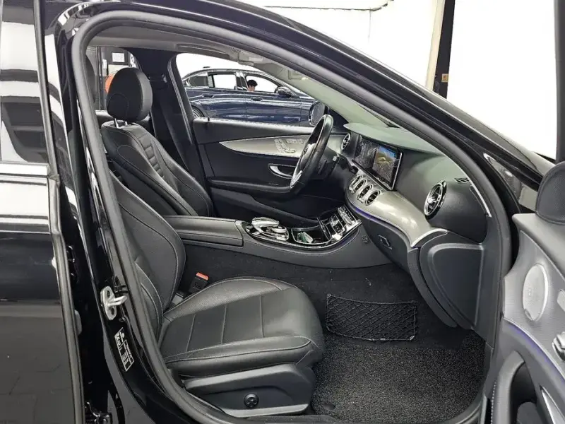 2020 Mercedes-Benz E-Класс с пробегом 65 751 км