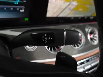 2020 Mercedes-Benz E-Класс с пробегом 93 982 км
