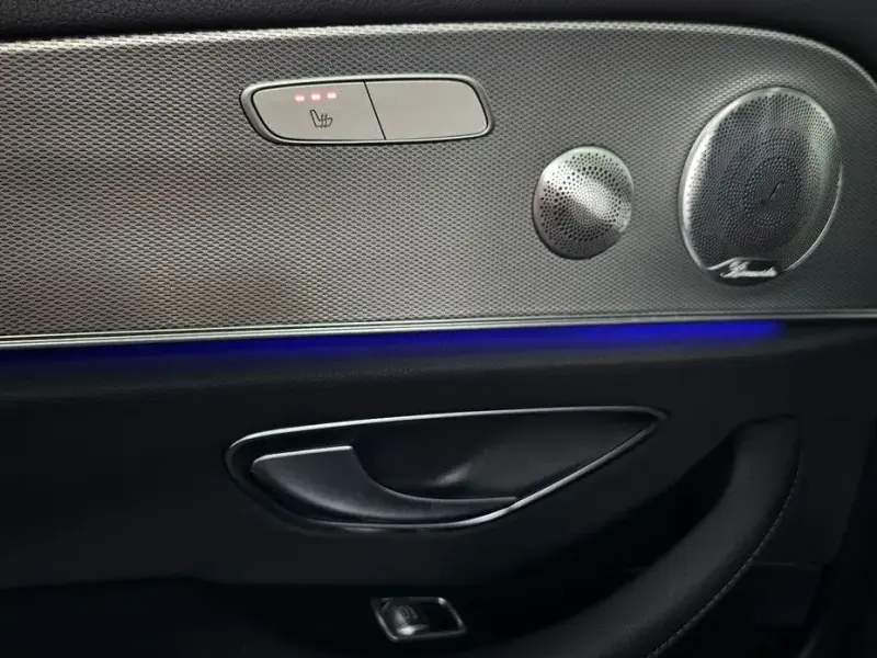 2020 Mercedes-Benz E-Класс с пробегом 65 751 км