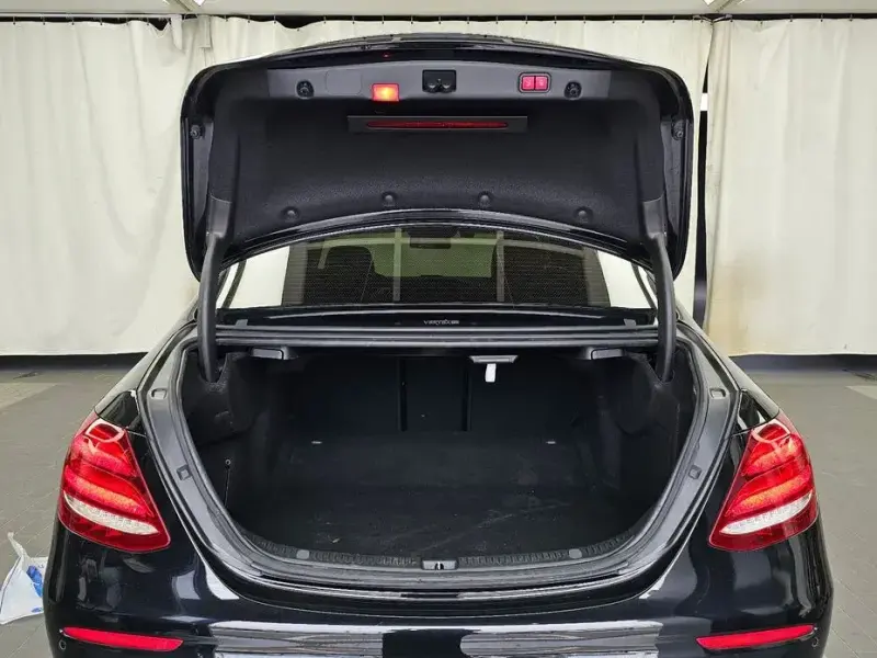 2020 Mercedes-Benz E-Класс с пробегом 65 751 км