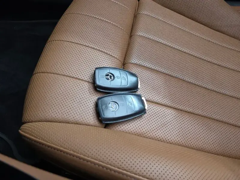2020 Mercedes-Benz E-Класс с пробегом 93 982 км