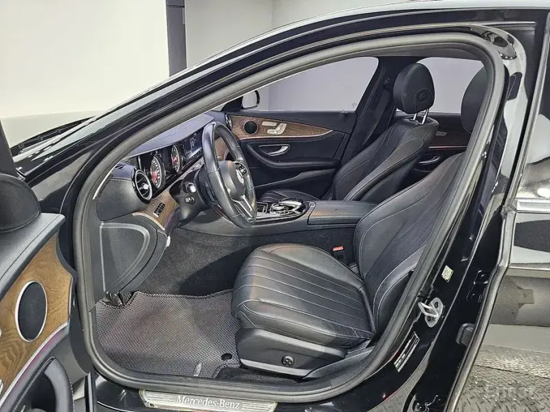 2019 Mercedes-Benz E-Класс с пробегом 127 265 км