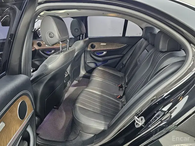 2019 Mercedes-Benz E-Класс с пробегом 127 265 км
