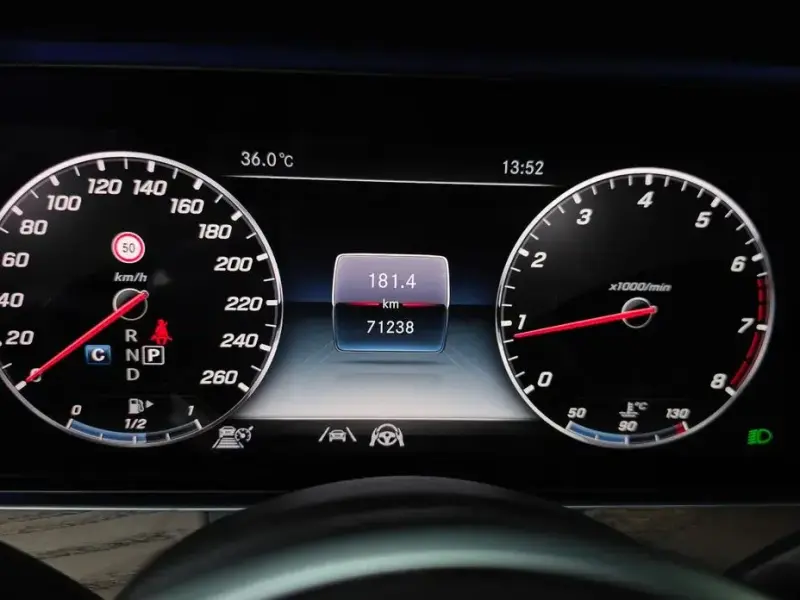 2020 Mercedes-Benz E-Класс с пробегом 71 238 км
