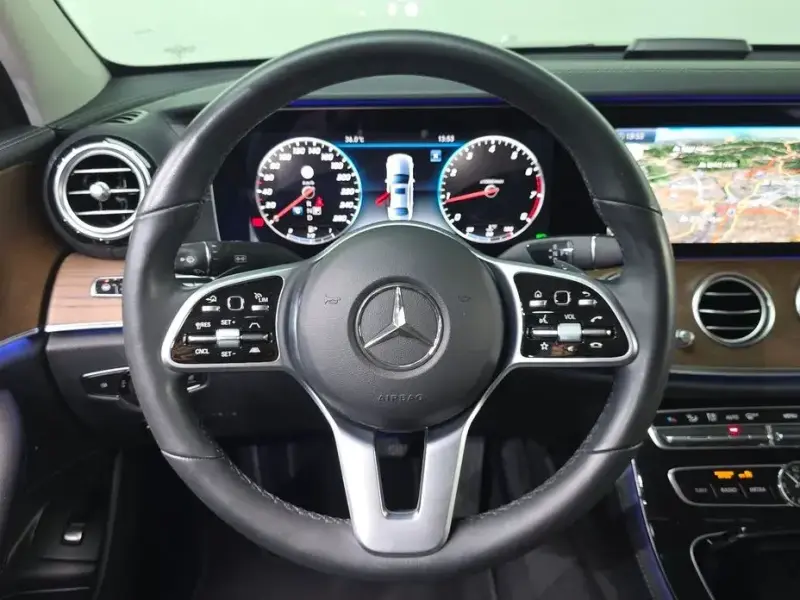 2020 Mercedes-Benz E-Класс с пробегом 71 238 км