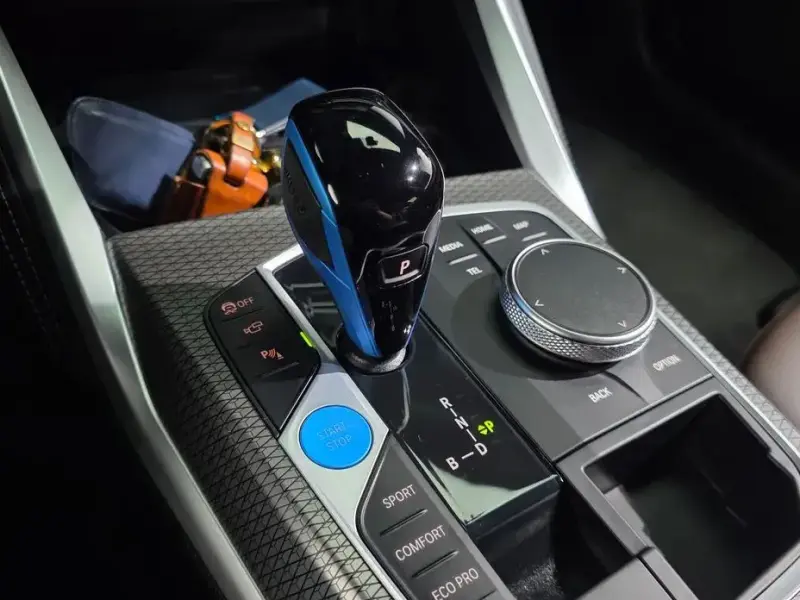 2022 BMW i4 с пробегом 75 493 км