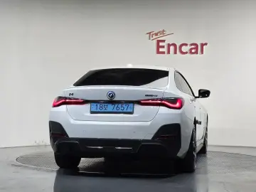 2022 BMW i4 с пробегом 96 837 км