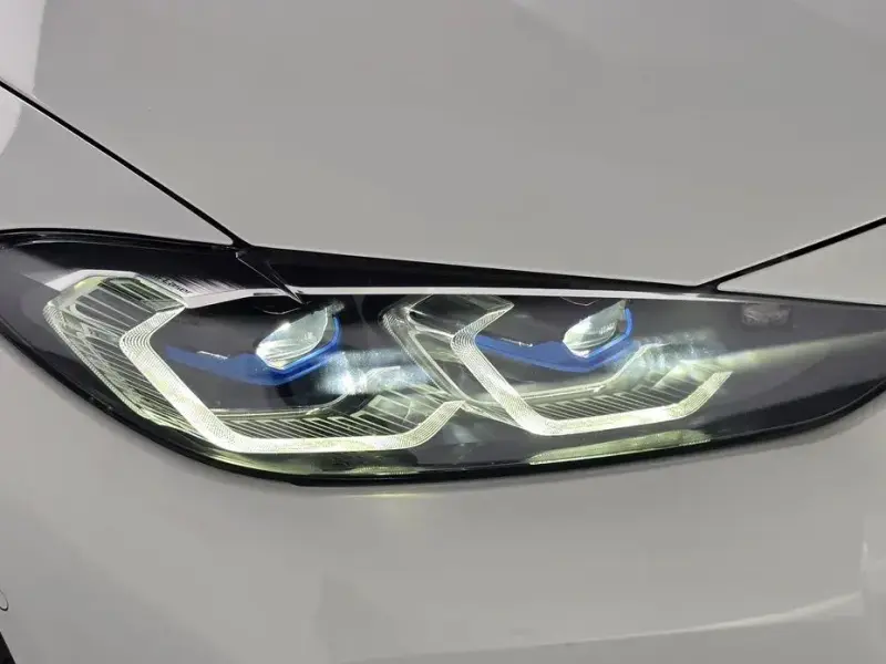 2022 BMW i4 с пробегом 96 837 км