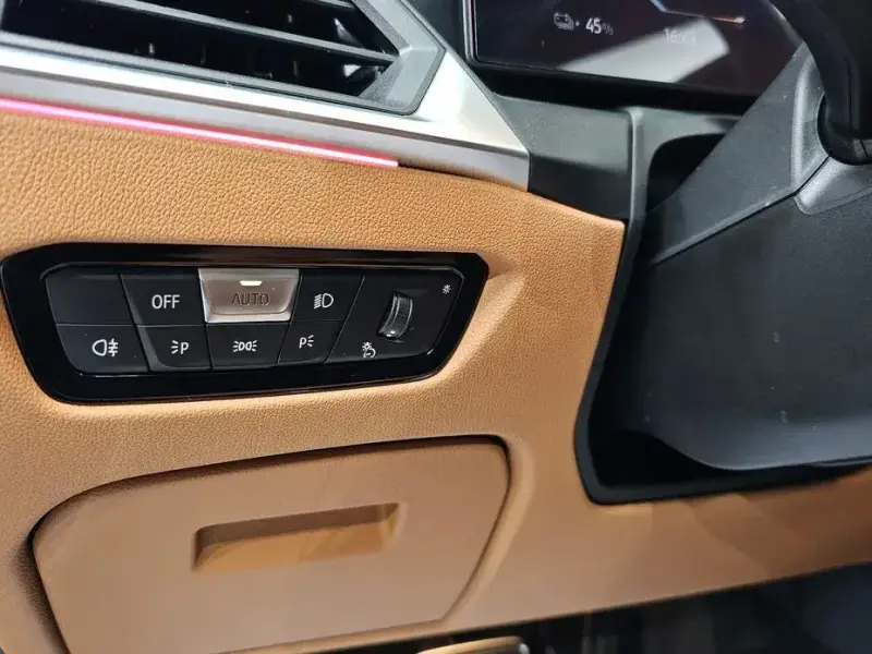 2022 BMW i4 с пробегом 32 965 км