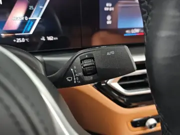 2022 BMW i4 с пробегом 32 965 км