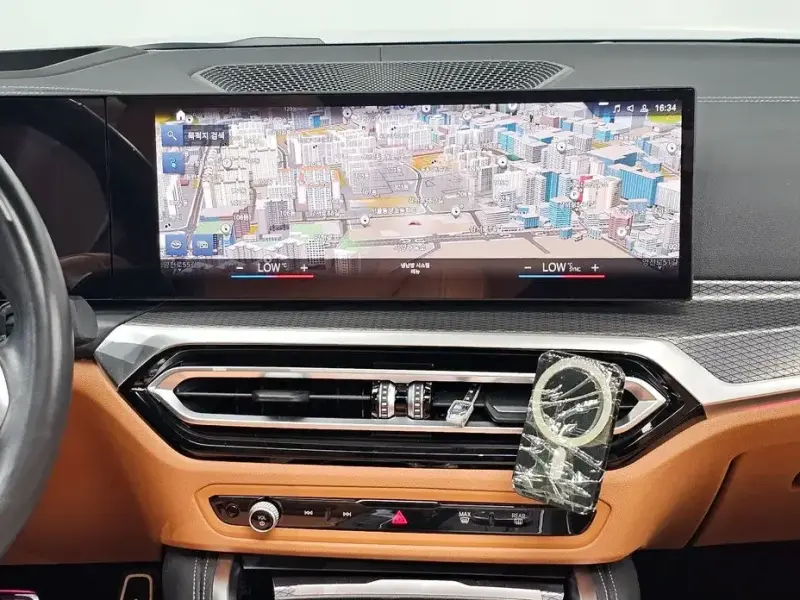 2022 BMW i4 с пробегом 32 965 км