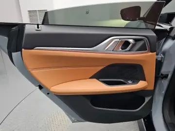 2022 BMW i4 с пробегом 32 965 км
