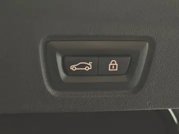 2022 BMW i4 с пробегом 32 965 км