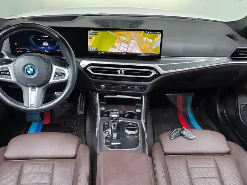 2023 BMW i4 с пробегом 51 208 км