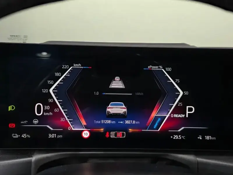 2023 BMW i4 с пробегом 51 208 км