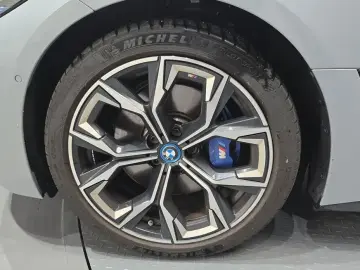 2024 BMW i4 с пробегом 21 393 км