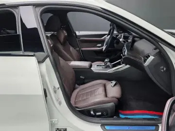 2023 BMW i4 с пробегом 51 208 км