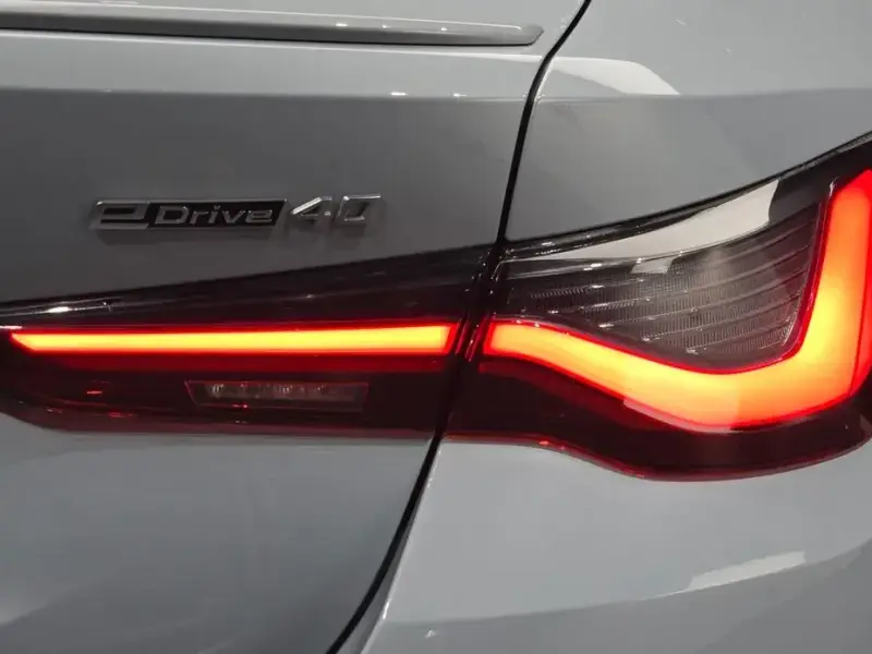 2024 BMW i4 с пробегом 21 393 км