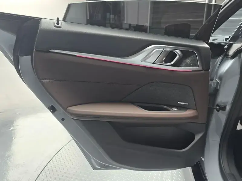 2024 BMW i4 с пробегом 21 393 км