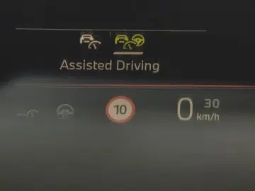 2023 BMW i4 с пробегом 51 208 км