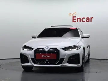 2022 BMW i4 с пробегом 74 678 км