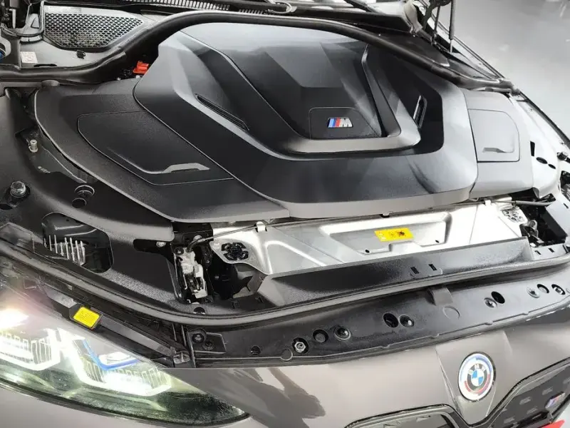 2023 BMW i4 с пробегом 112 371 км