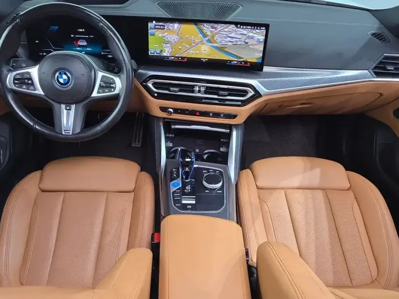 2022 BMW i4 с пробегом 74 678 км