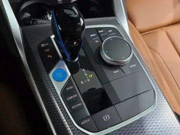 2022 BMW i4 с пробегом 74 678 км