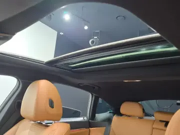 2022 BMW i4 с пробегом 74 678 км