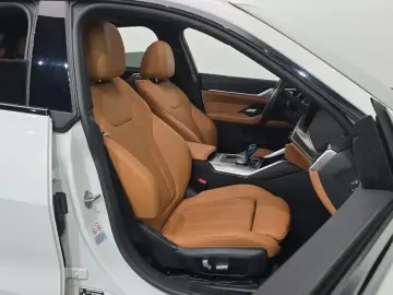 2022 BMW i4 с пробегом 74 678 км