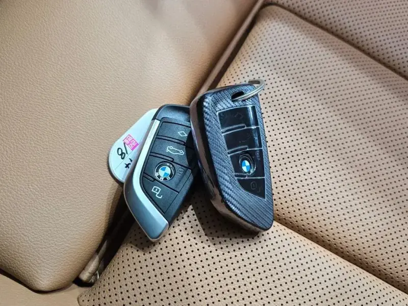 2022 BMW i4 с пробегом 74 678 км