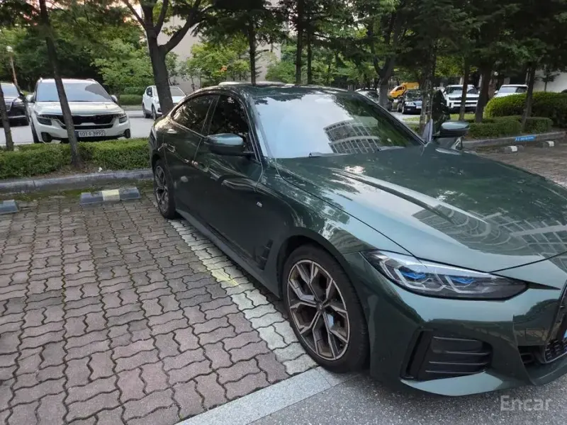 2022 BMW i4 с пробегом 71 539 км